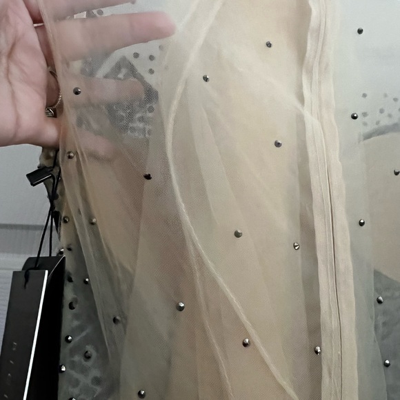 Dress - Picture 3 of 10